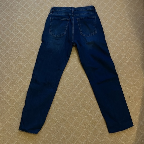 Blue jeans - Picture 2 of 2